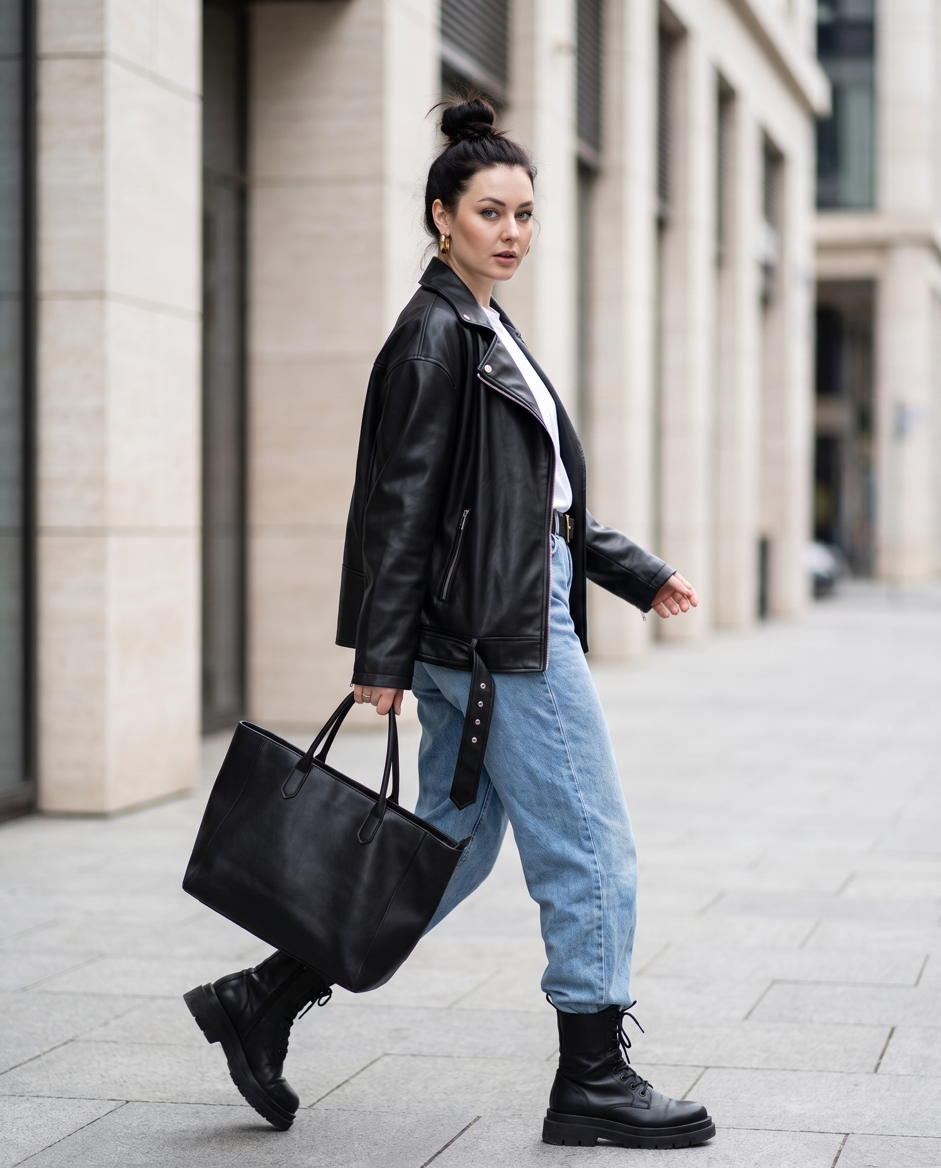ИИ фото: уличная fashion-съемка супермодели